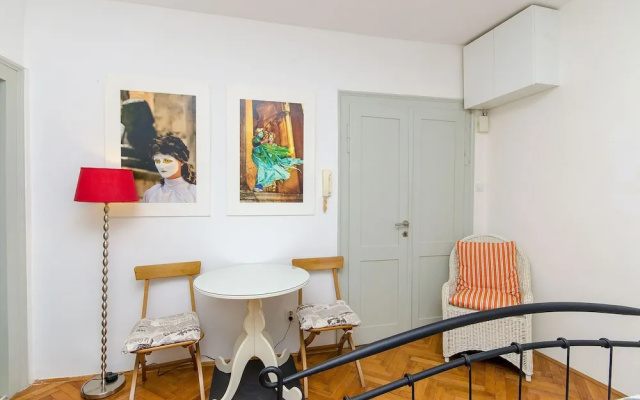 Apartment Martini