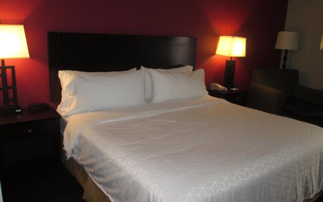 Holiday Inn Express Cloverdale - (Greencastle) by IHG