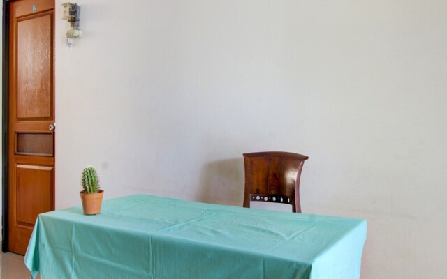 OYO Life 89990 Kost Waterfront 75 Sub