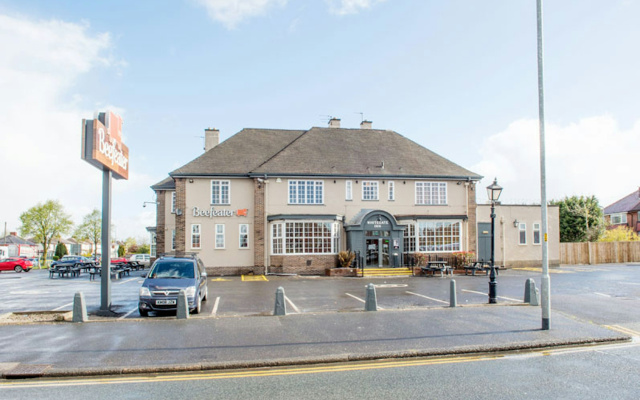 Premier Inn Oldham - Broadway