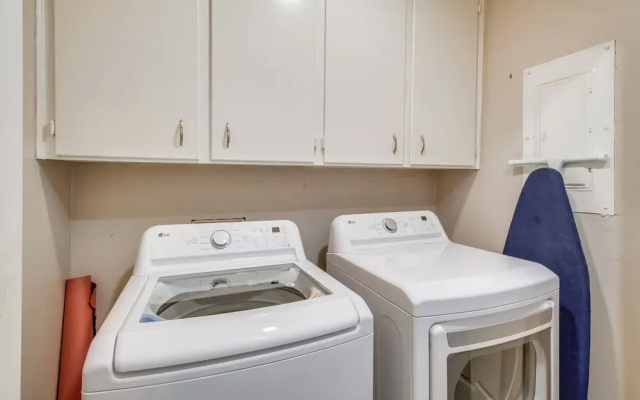 Easy Access to I-77 & I-20: Columbia Duplex!