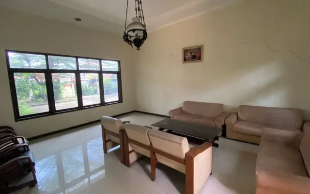 Collection O Pekalongan Near Pasar Batik Setono Formerly Hotel Jayadipa