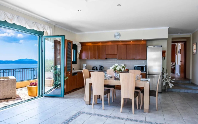 Villa Theaya