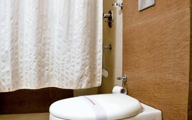 FabHotel Astor Suites HSR
