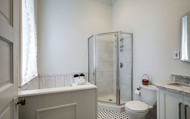 1501 Linden Manor Bed and Breakfast