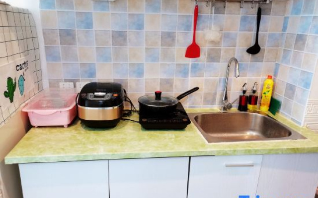 Xinxin Jiuju Homestay (Wuhan Jiefang Park Huangpu Road Subway Station) – Kitchen – Wuhan