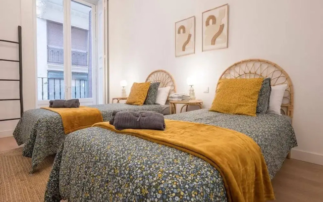 Luxury Apartment in the Heart of Gran Via