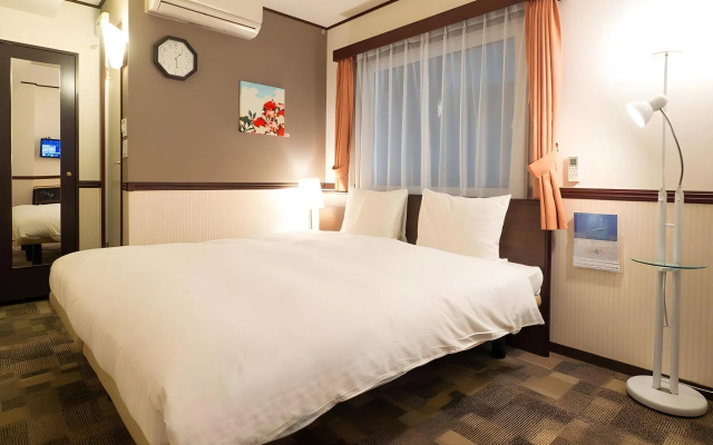 Toyoko Inn Osaka Umeda Nakatsu No.2 – Guest Rooms – Osaka