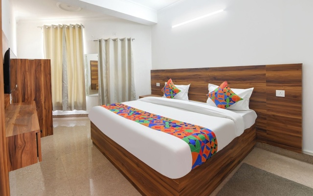 Fabhotel Sky Sector 76