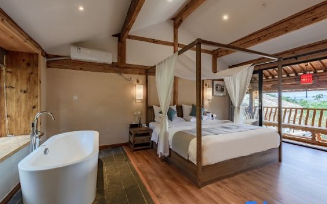 Nestled in the Mountains • Harmonious Wind Stacked Compounds Boutique Lodge – Guest Rooms – Kunming
