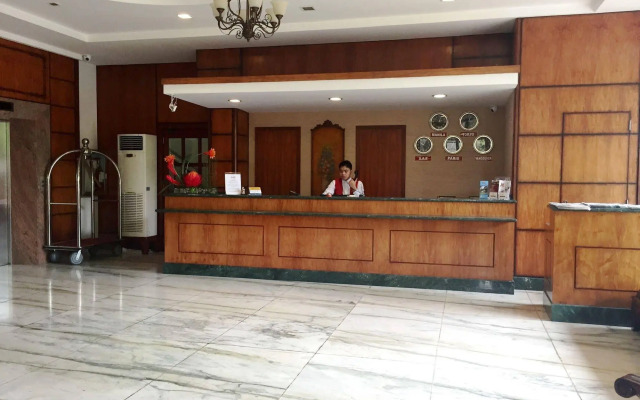 MJ Hotel & Suites