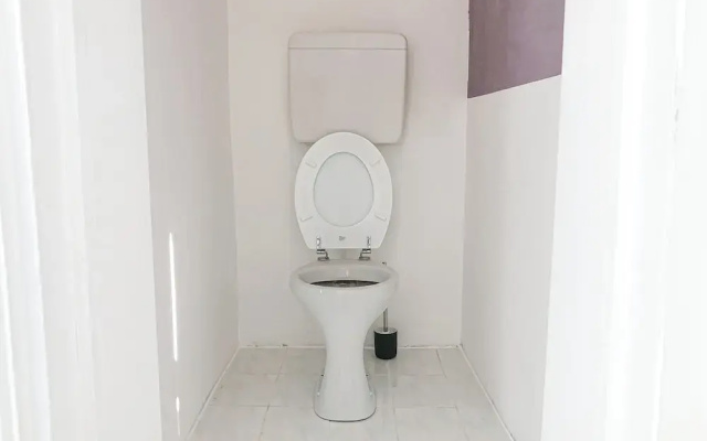 Fabulous 3BR Apt Near AKH For Groups