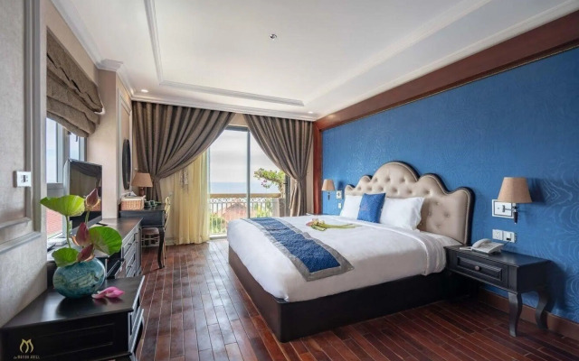 Mira Hotel
