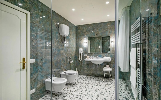 The Legacy Hotel Nana Sukhumvit, Aspira Collection
