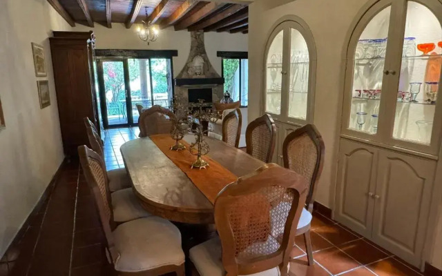 Casa Aliz