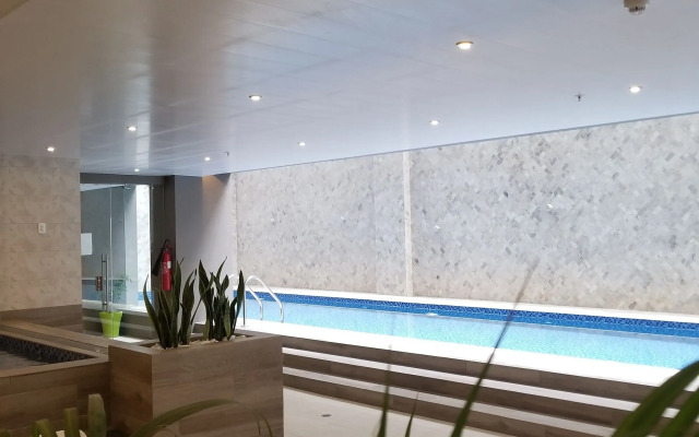 Luxury Residence Suites