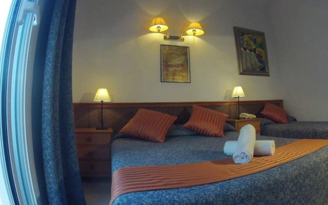 Hotel Montserrat