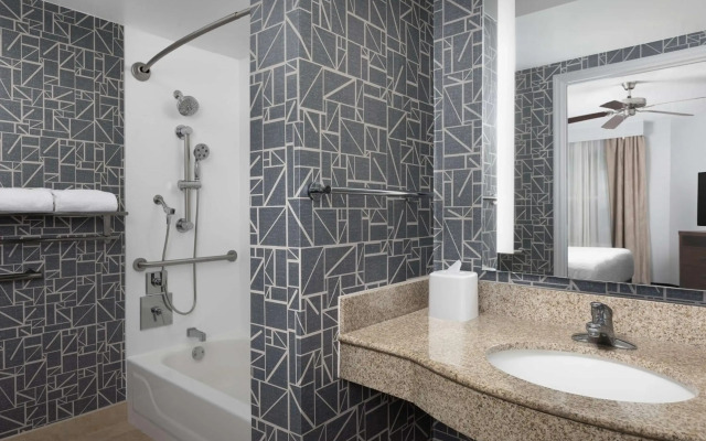 Homewood Suites by Hilton Raleigh-Durham AP/Research Triangle