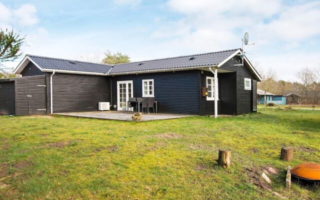 Attractive Holiday Home in Skjern near Terrace