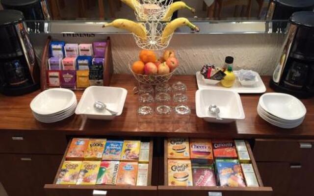 Southfork Villa Guesthouse (Adults Only)