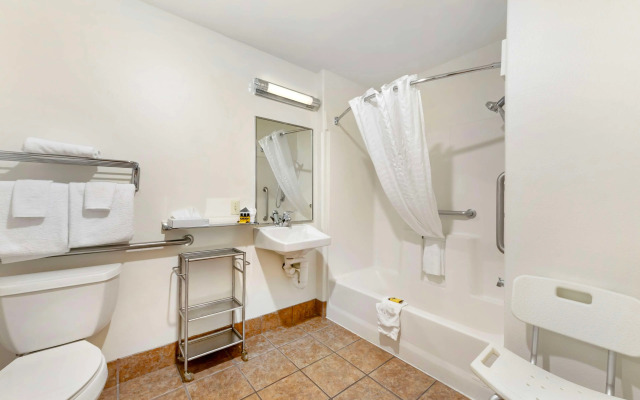 Best Western Plus Eagleridge Inn & Suites