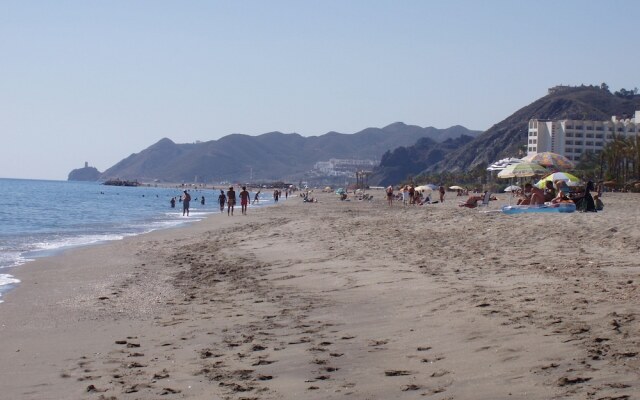 3 Bed Apartment to Rent in Mojacar, Spain