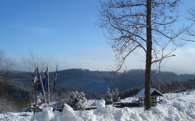 Spacious Cottage in Neuastenberg Sauerland near Ski Area