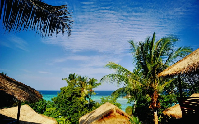 Ten Moons Lipe Resort