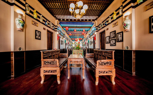 Songkhla Tae Raek Antique Hotel