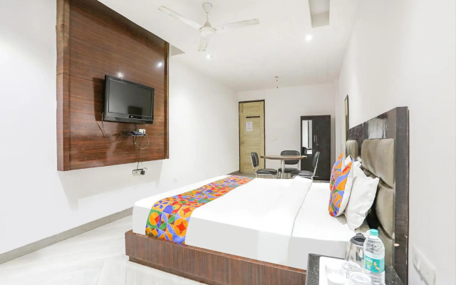 Capital O 464 Hotel Lotus Palace