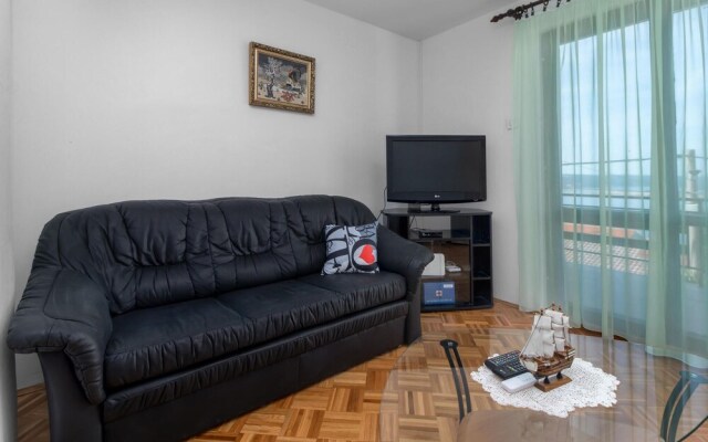 Awesome Home in Dramalj With Wifi and 2 Bedrooms