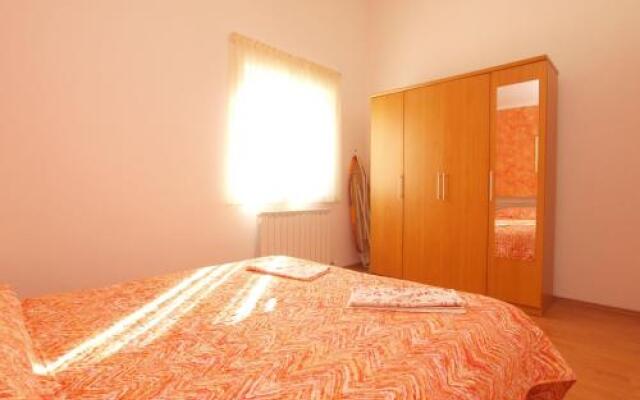 Apartments Iva 1534