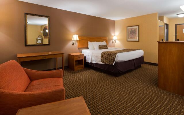 Best Western Plus North Canton Inn & Suites