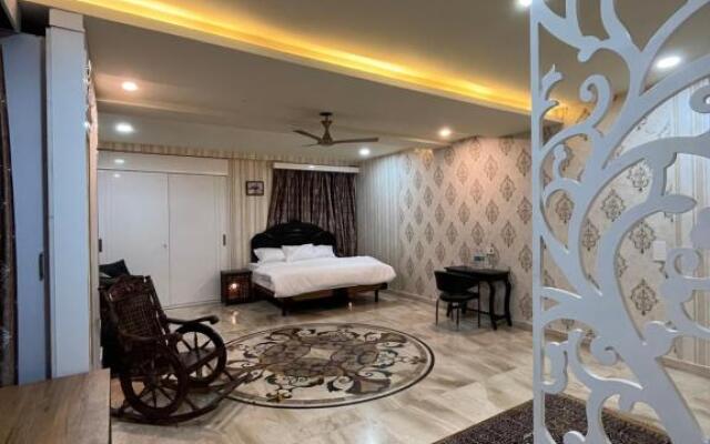 Vaaidehi Premium Stay