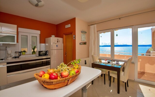 Nice Apartment in Igrane With 3 Bedrooms and Wifi