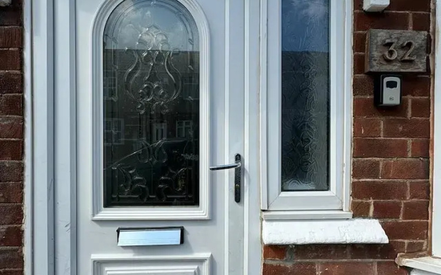 Hartlepool - 2 Bedroom - Near Seaside - Sleeps 5