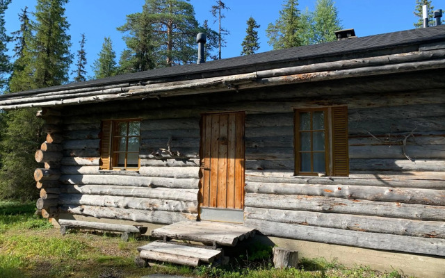Logwood Chalet