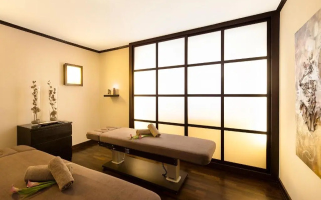 Отель Munte-Wellnesshotel am Stadtwald