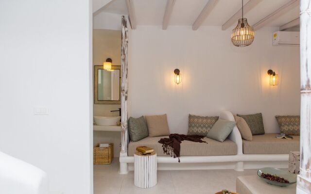 Naxian Lounge Villas