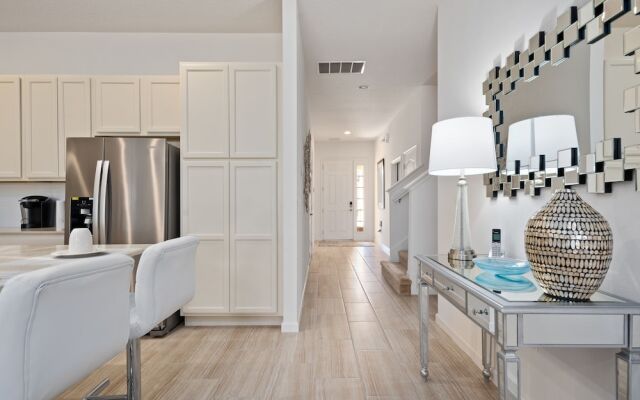 Sr_924r Splendid Solterra 12 Bedroom Home