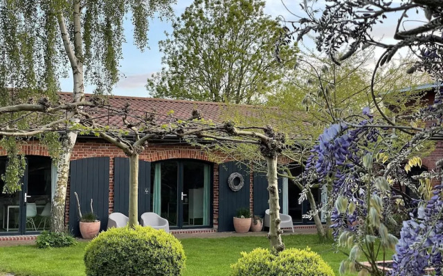 Grosszuegige Ferienwohnung mit Garten