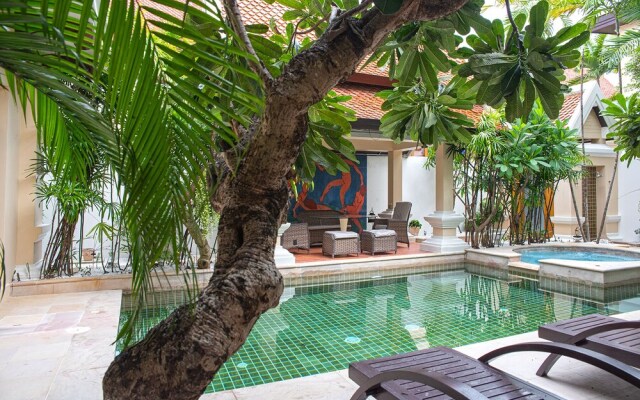 Executive 4 Bed Pool Villa - VTM