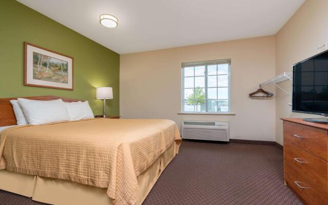 Days Inn & Suites by Wyndham Rochester Mayo Clinic South
