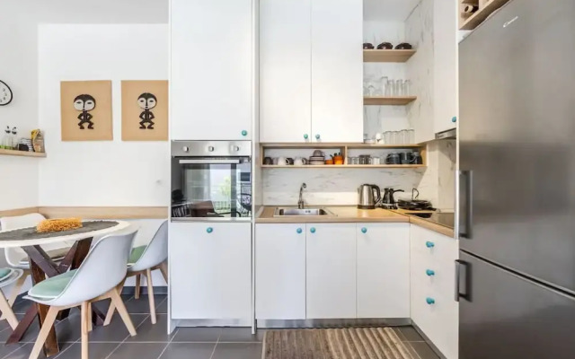 Talea Joyful Stay in Tale