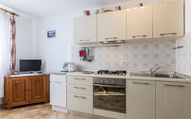 Stunning Apartment in Rovinj With 1 Bedrooms and Wifi