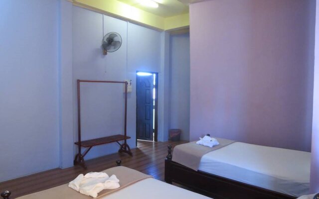 Sout Jai Guest House & Restaurant