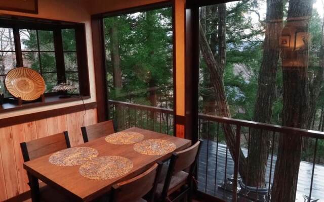 Gableview Forest Inn