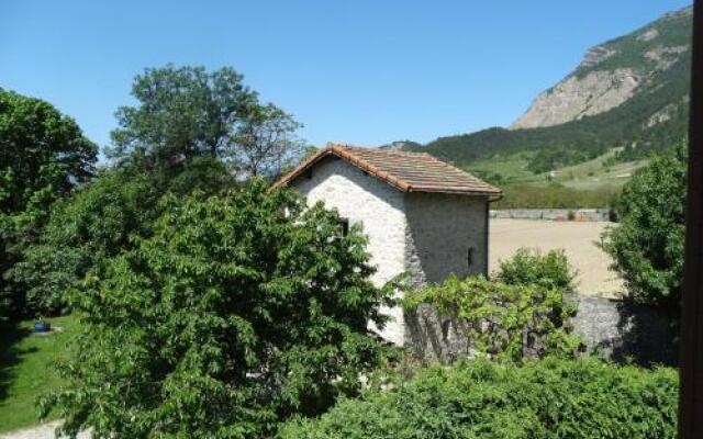 L'Enclos Bed And Breakfast et Gites