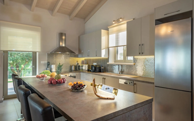 Artina Luxury Villa