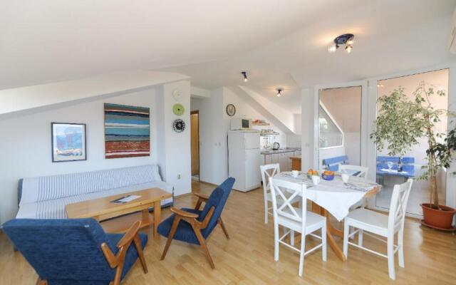 Apartment Ana - 50m from Sea